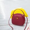 2024 Mini Bolsa de Ombro Transversal Fashion Little Secret Bee Fones de Ouvido Atacado Bolsa Casual Meia-Lua Fornecimento de Fábrica