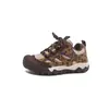 Zapatillas deportivas forradas de forro polar para niños, zapatillas de entrenamiento de cuero alemán para niños, zapatos nuevos de algodón de invierno, zapatillas casuales de doble algodón para niñas, zapatos con estampado de leopardo