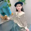 Sudadera con capucha a rayas y solapa informal de moda para niñas, primavera y otoño 2026, nuevo top dulce y lindo de dibujos animados de manga larga