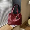 Cross2026 Nova Bolsa Tote Outono/Inverno Feminina Grande Capacidade Bolsa de Ombro Único Moda para o Trabalho Versátil Bolsa de Mão