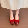 Sapatos Mary Jane de Couro Estilo Fada Francesa Feminino 2026 Novo Primavera Verão Slip-on Salto Bloco Vermelho com Saia Sapatos Individuais