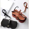 Bolsa para Óculos, Elegante Couro PU EDC Portátil Estojo Protetor para Armazenamento de Óculos de Sol e de Leitura, Pode Ser Pendurada