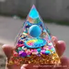 Bola de Cristal 73 Estilos Pirámide Bola de Cristal Transfronteriza Pirámide de Piedra Triturada Artesanías para el Hogar Adornos de Resina