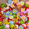 Gran oferta de mini pendientes de resina con forma de rosa de 6MM para uñas, pequeños pendientes de flores DIY, accesorios de joyería