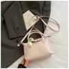 Bolsa Feminina da Moda Francesa Nova 2025 com Laço, Bolsa Transversal Versátil, Design de Nicho, Bolsa de Ombro de Mão de Alta Qualidade