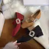 2026 Nuevo Modelo Estilo Mamá Uva Tacón Grueso de 4cm~Punta Cuadrada Elegante Hebilla con Pedrería Correa Única Zapatos Mary Jane de Gamuza para Mujer