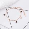 Pulsera de nuevo estilo coreano moda chapado en oro rosa redonda concha negra joyería tobillera sencilla de acero de titanio para mujer joyería al por mayor