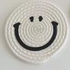 Posavasos de estilo japonés para el hogar, tapete aislante térmico de hilo de algodón con forma de emoticono de paja de ratán, tapete tejido a mano, mantel nórdico simple