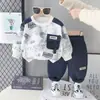 Nueva colección de primavera 2026 para niños: conjunto de dos piezas elegante y deportivo para niños pequeños, perfecto para primavera y otoño