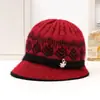 Sombrero para mujer de mediana edad y anciana otoño e invierno gorro de punto con felpa ala ancha gorro de punto para madre mayor protección contra el frío calidez sombrero de algodón