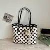 Bolsa Tote de Verão 2026 Novo Estilo Coreano com Bolinhas, Sensação Relaxada, Grande Capacidade, Bolsa de Ombro Fashion para Trabalho e Deslocamento