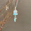 Collar Colgante de Campana de Pez Pequeño Reloj y Tú para Mujer, Cadena para Clavícula con Accesorio Colgante de Diseño de Nicho de Lujo Ligero de Gama Alta