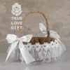 Cesta de Flores de Encaje de Europa Occidental y América Acompañante de Boda Florista Esparcimiento de Flores Cesta Portátil Pequeña Cesta de Flores Fabricante Mayorista