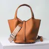 Bolsa Feminina de Couro Bovino de Camada Superior Cesta de Legumes Bolsa Balde Bolsa de Mão de Couro Genuíno Alça Longa de Ombro Bolsa de Ombro Transversal Fivela Prata Prata