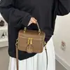 Bolso de Mano de Lujo para Mujer 2026 Nuevo Bolso Cubo Retro de Lujo Ligero Versátil para Viaje Diario Bolso de Hombro Cruzado