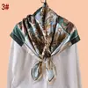 Bufanda de Seda para Mujer con Estampado Simétrico de Hojas Bufanda Cuadrada Grande Versátil Chal Directo de Fábrica Diseño Floral de Planta