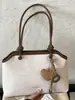 Bolsa de Hombro Tote de Nicho de Alto Valor Nueva Moda Otoño 2026 Chic Relajado Simple