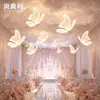 Adereços de decoração para salão de casamento, luzes de borboleta iluminadas para caminho, luzes decorativas de teto para área de recepção de casamento e arranjos decorativos para caminho