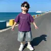 Conjunto de camisetas de manga corta para niños atuendo de verano 2026 nueva camiseta versátil casual de verano para niños ropa de verano