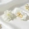 Presilhas de Orelha Flor Pérola Dopamina Sem Furo para Mulheres, Acessórios Estilo Férias na Praia, Brincos com Sensação de Luxo Leve e de Alta Qualidade