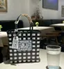Bolsa de Elefante Versátil e Fashion, Bolsa de Mão Feminina Artesanal, Bolsa Quadrada Pequena, Bolsa de Mão para Lembrança de Bebê, Cesta de Legumes