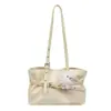 Temperamento Moda Veludo Casual Retrô Ombro Único 2025 Pingente Estiloso Trabalho Deslocamento Motocicleta Bolsa Versátil Bolsa Tote