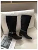 Botas Altas de Invierno Otoño 2025 Nuevas con Punta, Hebilla de Cinturón Trenzada, Tacón Grueso, Puño, Gamuza, Estilizadas, Estilo Motero