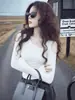 Moda Otoño 2026 Nueva Camiseta Irregular Hueca de Manga Larga para Mujer, Estilo Puro Deseo, Corte Ajustado y Camiseta Básica Adelgazante