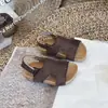 Sandalias Birkenstock Estilo Coreano para Niños, Nuevo Modelo de Verano para Niños y Niñas, Zapatos de Playa Antideslizantes de Suela Suave, Sandalias Abiertas de Suela Suave para Bebés