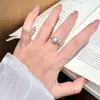 Anillo Trenzado de Aguamarina Natural y Diamante para Mujer, con Diseño de Huevo de Paloma, Exhibiendo un Estilo Real Único y Elegante, Versátil y de Lujo Ligero