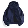 Chaqueta con capucha de color liso, simple y versátil, estilo nuevo para Primavera y Otoño 2026, abrigo casual suelto para exteriores para hombre