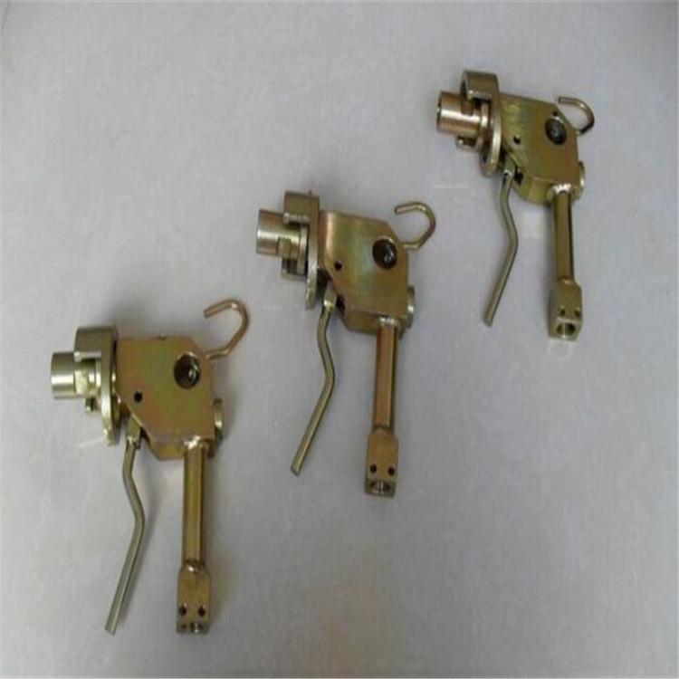 LE7UK2FBB}`GDNYF0E80{%T