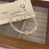 Popular Pulsera de la Suerte con Flor de Estilo Antiguo Chino de Alta Gama 2025 Nuevo Estilo Chino Retro Luna Multicapa Regalo para Mejor Amiga