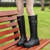 Botas de Chuva Vermelhas Transfronteiriças para Mulheres, Botas de Chuva Modernas e Estilosas, Sapatos Aquáticos para Exterior, Botas Aquáticas de Cano Alto, Antiderrapantes, Impermeáveis, Sapatos de Borracha com Solado Grosso