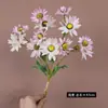 Casamento Flores Artificiais Margarida Camomila Amarradas à Mão Falso Buquê Flores para Guia de Teto de Casamento Fileira de Flores Material Decorativo de Flores Flor Artificial Atacado