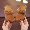 Novas Chinelos Infantis de Alta Qualidade Estilo Birkenstock, Moda Retrô Sola Grossa Para Uso Externo Antiderrapante Bico Fechado Para Meninas