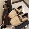 Sapatos Peludos de Duas Vias para Mulheres 2026 Novo Outono/Inverno Solado Grosso Aumentador de Altura Fivela de Couro Forro de Pelúcia Quente Slip-on Sapatos de Algodão