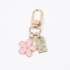 Llavero de Flor Multicolor de Metal Estilo Ins Coreano Margarita airpods Audífonos Bluetooth Estuche Protector Accesorios Colgante