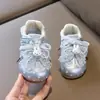 Chegada Nova Outono 2026 Sapatos Casuais para Meninas Chegada Nova Temporada Volta às Aulas Infantil Solado Macio Desenho Animado Princesa Sapatos Versáteis