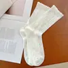 Calcetines blancos de encaje hasta la mitad de la pantorrilla, de malla hueca fina de verano, estilo Miu, inspirados en el ballet, sin costuras, holgados para el posparto