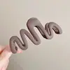 Pin de tiburón de acrílico color café con sensación de alta gama, Pasador único y hermoso, Pin exquisito para la parte trasera de la cabeza, Pin estilo coreano
