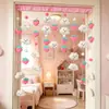 Cortina Rosa de Medio Panel Decorativa con Temática de Fresas y Estilo Girly, Instalación sin Taladro para Puerta de Dormitorio y Baño