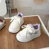 Zapatillas Blancas para Niños 2026 Primavera y Otoño Zapatos Casuales para Niños Versátiles Cómodos Zapatos Deportivos para Niñas para Edades de 3 a 6 Años
