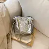 Bolsa de Mão Acolchoada com Corrente Estilo Chanel para Mulheres, Nova Bolsa Saco de Cordão Primavera 2026, Bolsa de Ombro Único Transversal