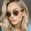 Gafas de Sol Ovaladas Estilo Retro Americano Estilo Ins para Mujer Gafas de Moda Tachonadas Tendencia Estilo Callejero Personalidad Gafas de Sol para Street Style