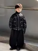 Chaqueta de Cuero para Niños 2025 Nuevo Estilo Chaqueta de Cuero Inspirada en Chanel Motocicleta Moderna Elegante Top Chaqueta de Cuero para Niños Venta al por Mayor