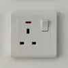 Panel de enchufe de pared con interruptor para el hogar tipo 86 panel oculto enchufe de pared de cinco orificios tipo británico panel de enchufe USB