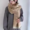 Novo cachecol de outono e inverno estilo coreano, de cashmere sintético, dupla face com cadeado de coração, versátil para ambientes com ar condicionado, xale quente, aquecedor de pescoço para estudantes
