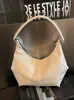 Yuezi 2026 Verano Nuevo Diseño Media Luna Moda Simple Bolso Cruzado para Mujer Bolso de Hombro Único Debajo del Brazo Bolso de Mano para Mujer