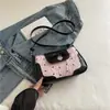 Bolso de Hombro Fresco de Nicho con Lazo Plisado en Forma de Corazón y Colores Dulces Contrastantes Nuevo 2025 Casual Popular Cruzado para Mujer
